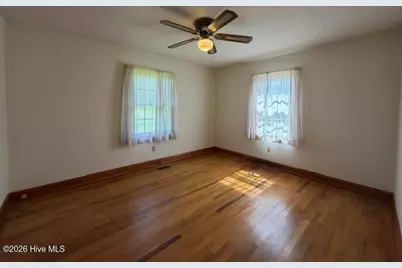 851 Halstead Boulevard, Elizabeth City, NC 27909 - Photo 11