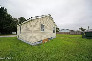 500 Torrence Ave, Jacksonville, NC 28540 - Photo 5