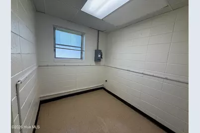 615 College Street, Jacksonville, NC 28540 - Photo 25