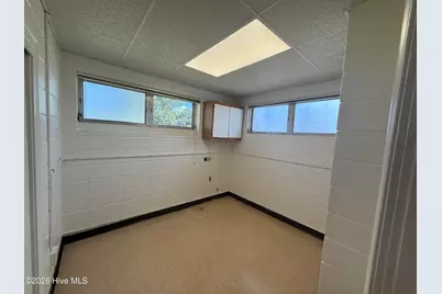 615 College Street, Jacksonville, NC 28540 - Photo 17