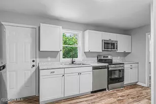 100 Banks St, Jacksonville, NC 28540 - Photo 11