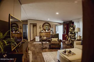 1227 McLean Rd, Lumberton, NC 28358 - Photo 17