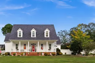 305 Fox Ridge Rd, Warsaw, NC 28398 - Photo 1