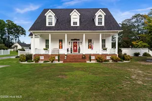 305 Fox Ridge Rd, Warsaw, NC 28398 - Photo 1