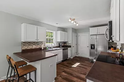 212 Marsh Haven Drive, Sneads Ferry, NC 28460 - Photo 15