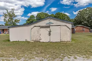 907 E 4th St, Goldsboro, NC 27534 - Photo 19