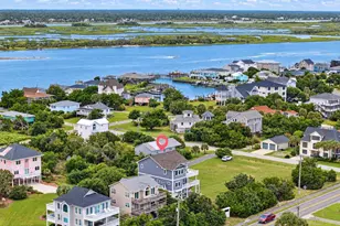 604 Helen Ln, Topsail Beach, NC 28445 - Photo 3