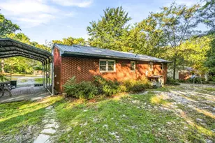 1002 Jefferson St, Hamlet, NC 28345 - Photo 5