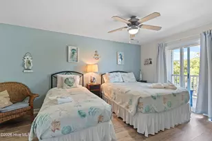 105 SE 58th St, Oak Island, NC 28465 - Photo 31