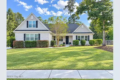 646 Crown Pointe Drive, Hampstead, NC 28443 - Photo 1