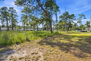 910 Pine Needles Rd, Southport, NC 28461 - Photo 37