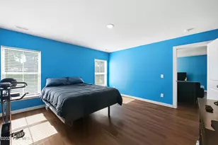 910 Pine Needles Rd, Southport, NC 28461 - Photo 17
