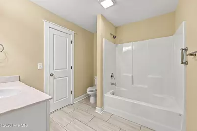 1811 Fox Den Way #6, Greenville, NC 27858 - Photo 27