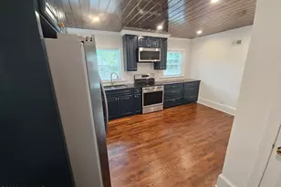 301 S Oak St, Greenville, NC 27858 - Photo 5