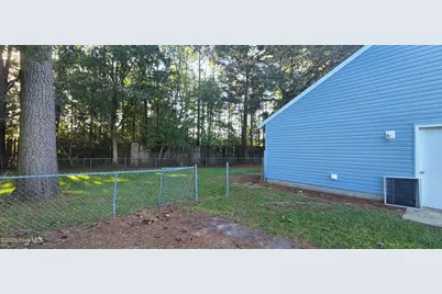 215 Spruce Court, Jacksonville, NC 28546 - Photo 11