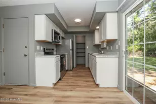 215 Spruce Ct, Jacksonville, NC 28546 - Photo 9