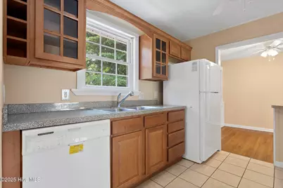 404 Dogwood Lane, Jacksonville, NC 28540 - Photo 7