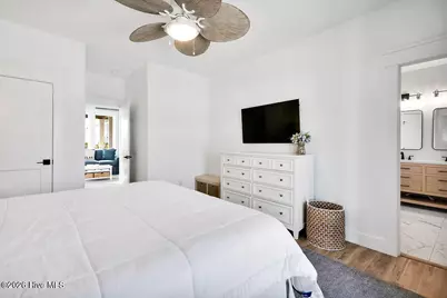 413 E Fourth Street, Ocean Isle Beach, NC 28469 - Photo 19
