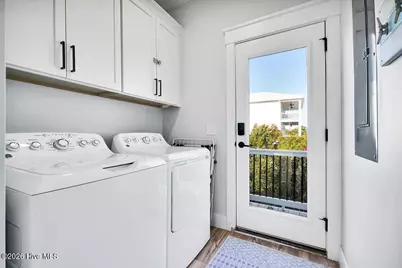 413 E Fourth Street, Ocean Isle Beach, NC 28469 - Photo 15