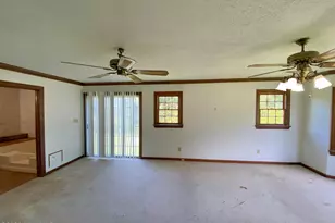 513 Pear St, Kinston, NC 28504 - Photo 11