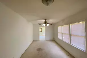 513 Pear St, Kinston, NC 28504 - Photo 13