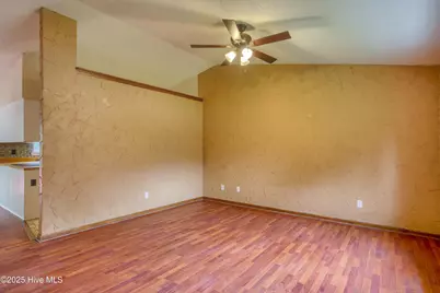 303 Sedgefield Court, Jacksonville, NC 28540 - Photo 3