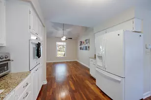 320 S Wedgewood Dr, Washington, NC 27889 - Photo 9
