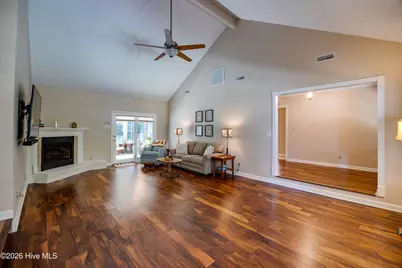 320 S Wedgewood Drive, Washington, NC 27889 - Photo 5