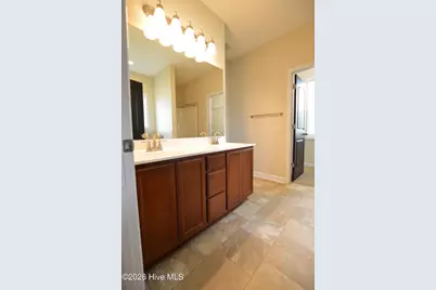 508 New Hanover Trail, Jacksonville, NC 28546 - Photo 15