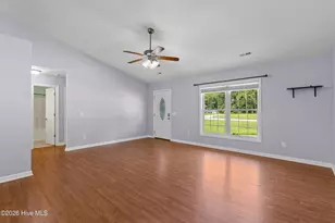 137 McCoy Ln, Jacksonville, NC 28546 - Photo 5