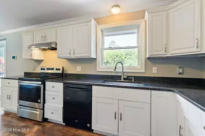 1505 Phillips Avenue, New Bern, NC 28562 - Photo 21