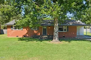 1505 Phillips Ave, New Bern, NC 28562 - Photo 1