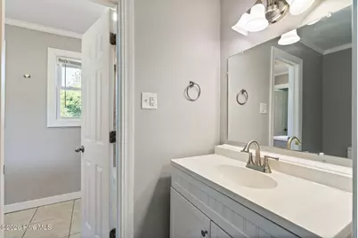 1505 Phillips Avenue, New Bern, NC 28562 - Photo 23
