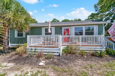 146 NE 5th Street, Oak Island, NC 28465 - Photo 7