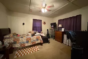 217 & 219 E Lewis St, Whiteville, NC 28472 - Photo 5