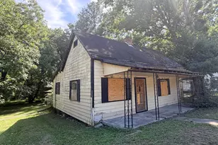 1219 E Holly St, Rocky Mount, NC 27801 - Photo 1