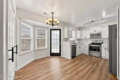 134 Luke Court, New Bern, NC 28560 - Photo 3