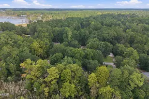 109 Riverview Dr, Washington, NC 27889 - Photo 15