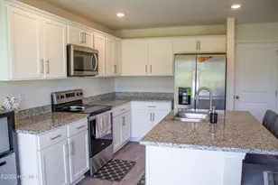 1205 Fowler Dr, Greenville, NC 27834 - Photo 7
