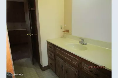 1108 Azalea Trail, Elizabeth City, NC 27909 - Photo 21