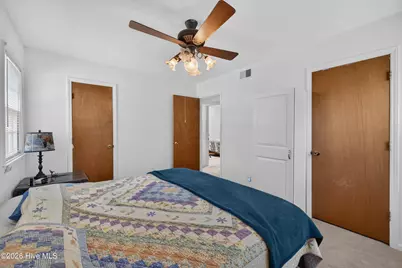 4821 W Lord Byron Road, Wilmington, NC 28405 - Photo 17