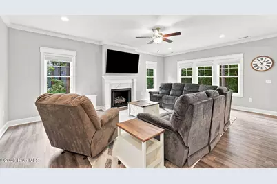 942 Greenbriar Drive, Vass, NC 28394 - Photo 9