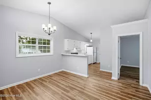 630 Varsity Dr, Wilmington, NC 28403 - Photo 7