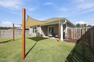 1029 Course Ln, Surf City, NC 28445 - Photo 9