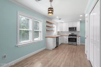 2017 Burnett Boulevard, Wilmington, NC 28401 - Photo 9