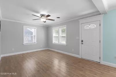 2017 Burnett Boulevard, Wilmington, NC 28401 - Photo 5