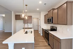 304 Hudson Vlg Dr, La Grange, NC 28551 - Photo 5