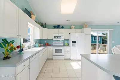 118 Heverly Drive, Emerald Isle, NC 28594 - Photo 17