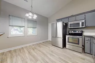 105 Spring Dr, Jacksonville, NC 28540 - Photo 11