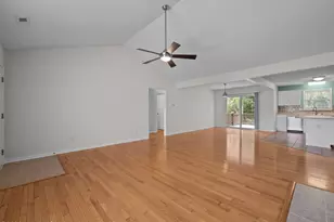 305 Appaloosa Ct, Swansboro, NC 28584 - Photo 3